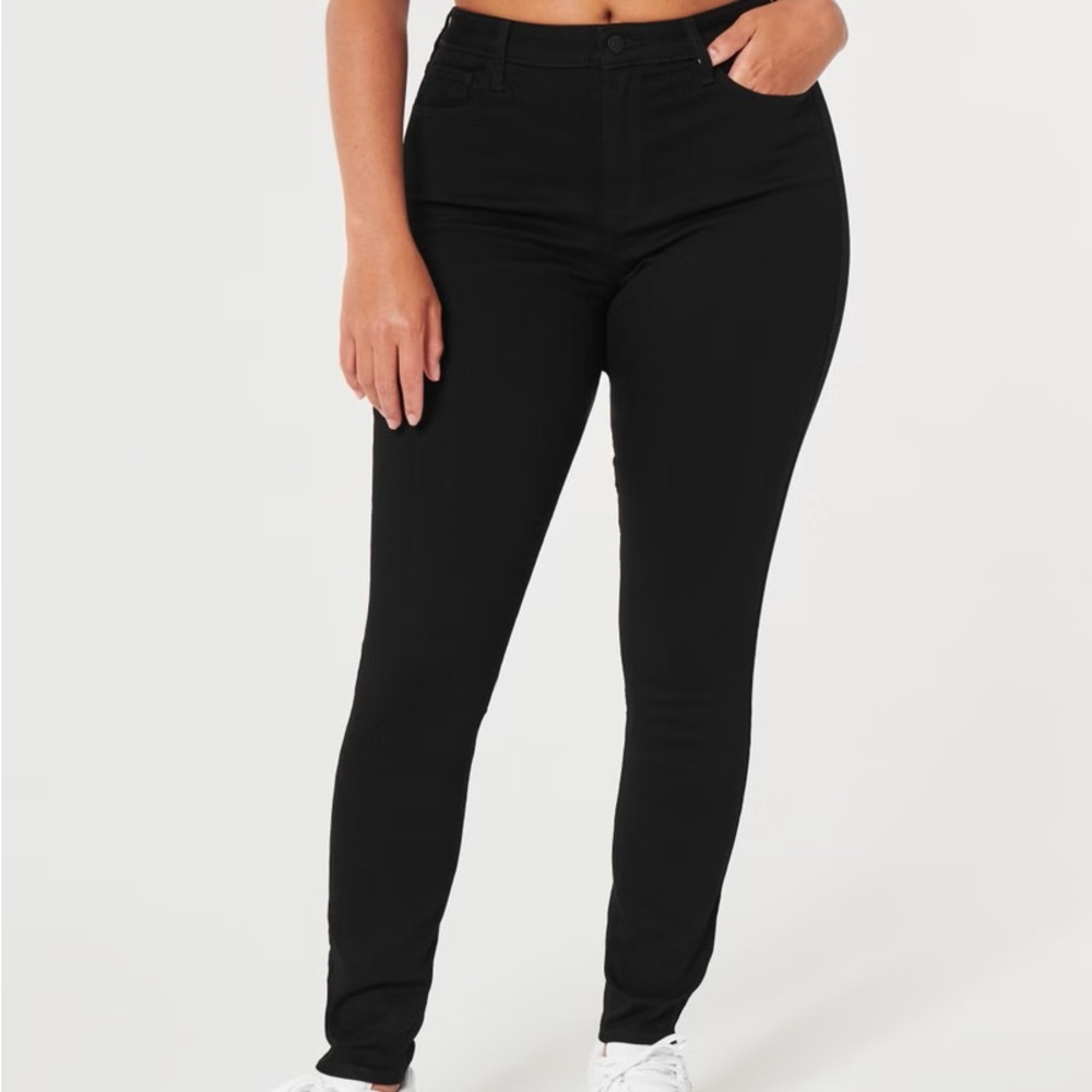 BLACK SKINNY JEANS- Hollister Jeans